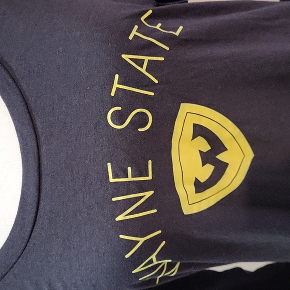 Alta Gracia Apparel Wayne State Shirt - Picture 5 of 11
